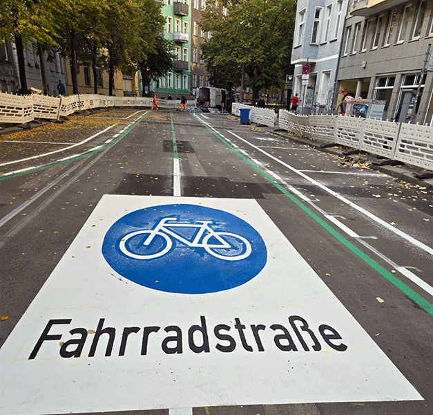 Straßenmarkierungen und Baustellenabsicherung Innenstadt